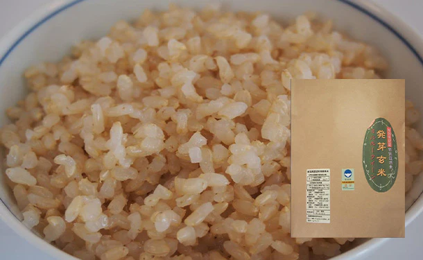 新潟県産「発芽玄米ミルキークイーン」940g