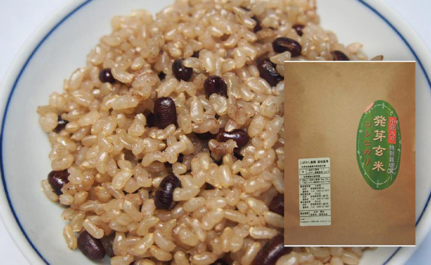新潟県産「発芽玄米コシヒカリ(小豆入り)」940g