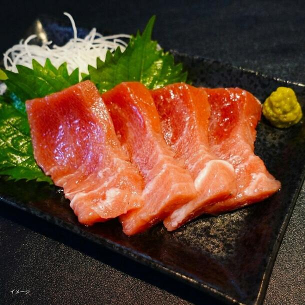 「本まぐろ中トロ サイズ・大きさ・不揃い柵」約500g